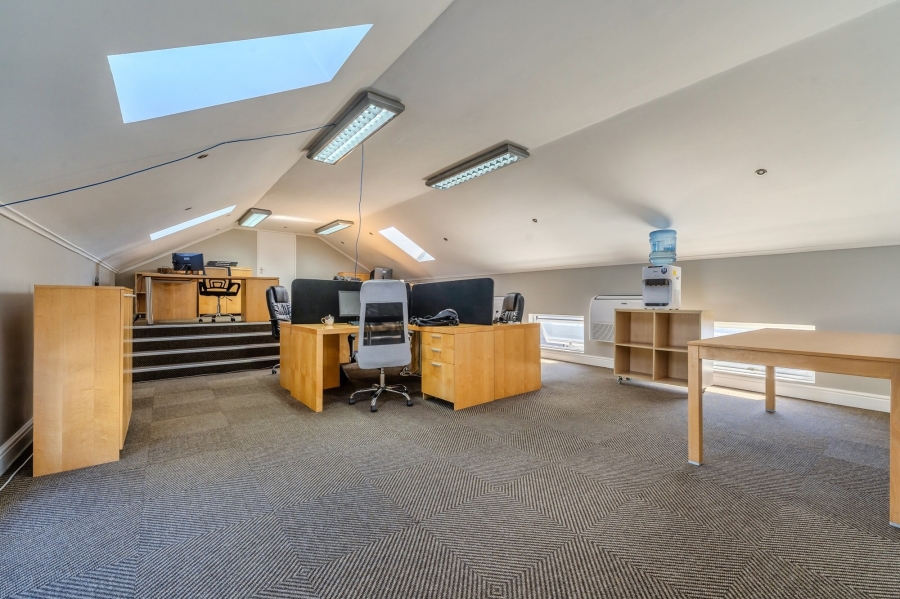 To Let commercial Property for Rent in Lemoenkloof Western Cape